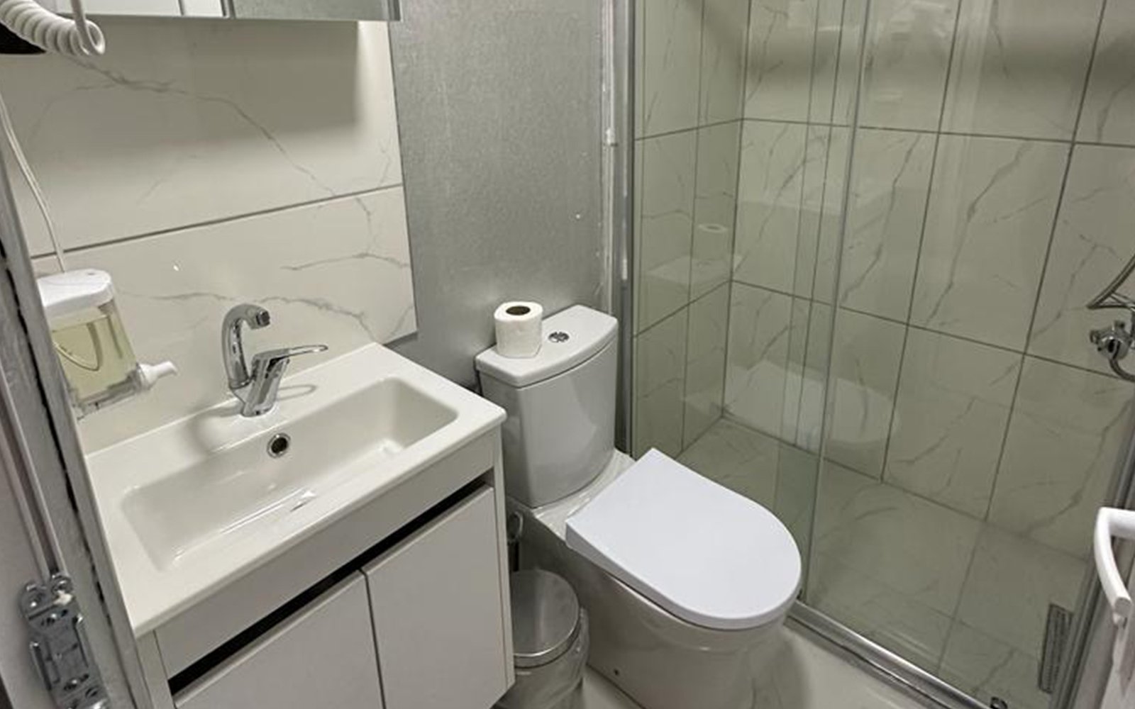 Rudolf Suit’te Temizlik ve Hijyen: Konforlu ve Güvenli Konaklamanın Sırrı