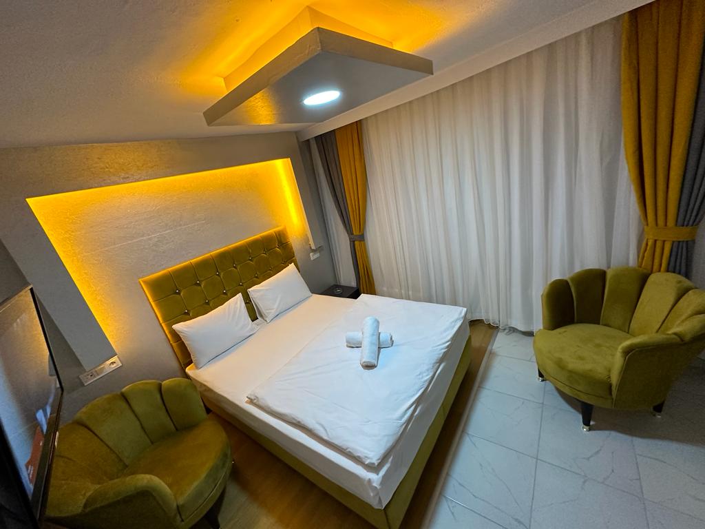 Çift Kişilik Geniş Suite